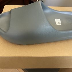 Yeezy slides