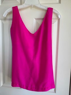 Women’s sleeveless Top. 100% Silk. New