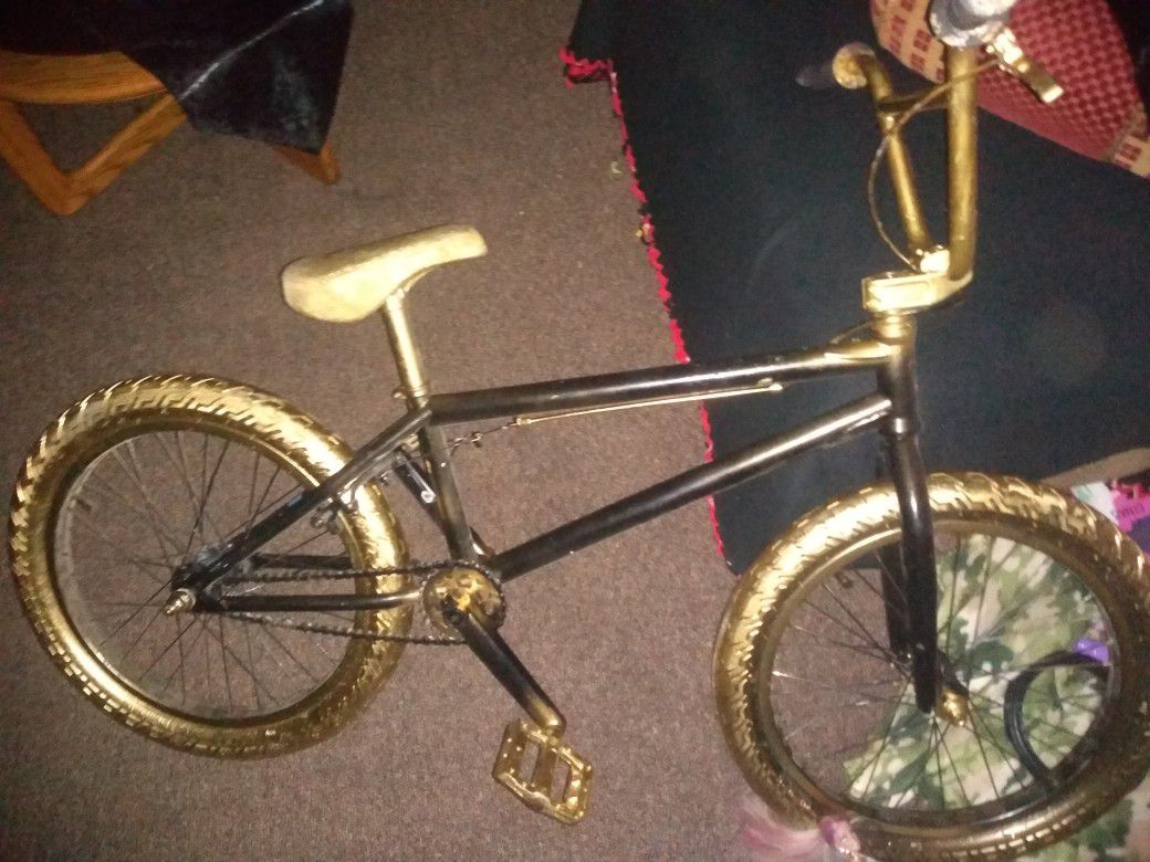 BMX bike gold black