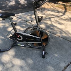 EXERCISE BIKE 