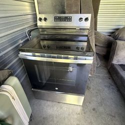 Brand new electric Stove 