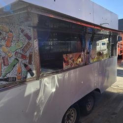 Food Trailer 