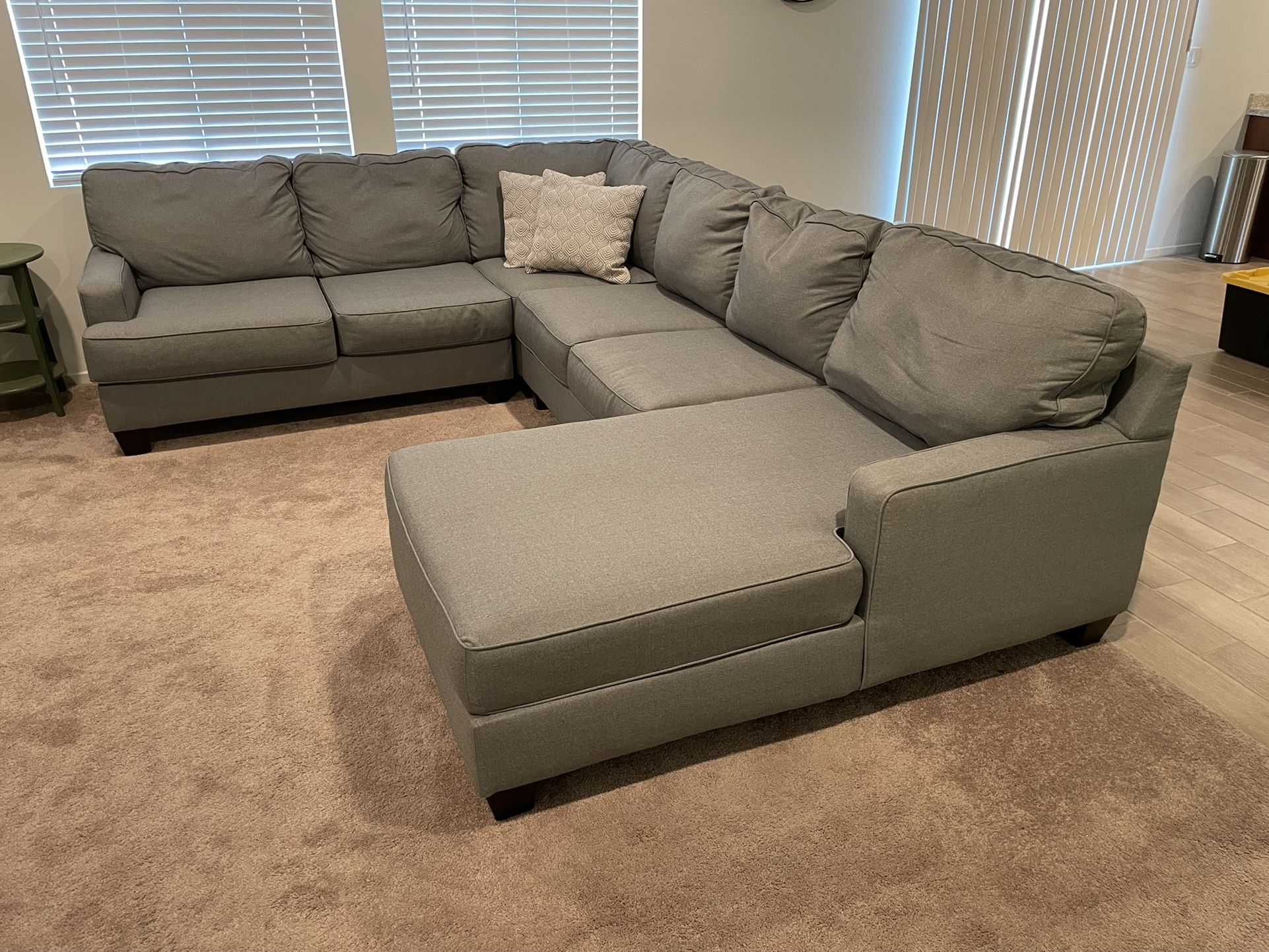 Ashley Furniture Chamberly 4 piece Sectional Couch Sofa