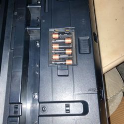 Yamaha Piano Dnt. Got Back Piece Or Any Cords