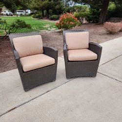 2 Outdoor Chairs With Cushions 