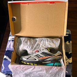 Saucony Ride Millennium Men’s Size 9