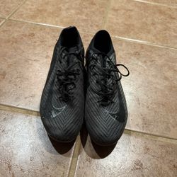 Soccer cleats