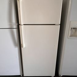 GE Beige Used Refrigerator Great Condition Clean 