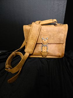 Saddleback Leather Co. Men's Brown Messenger Bag Buckle Closure Adjustable Strap 11"×9"