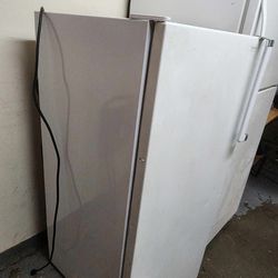 Sarno Refrigerator Frazier 