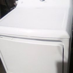 GE Electric Ex Large Capacity Dryer With Warranty 