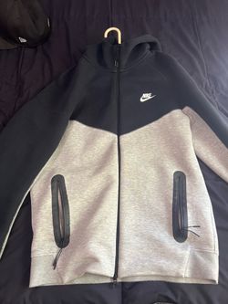 Nike Tech 2023 Version Size M