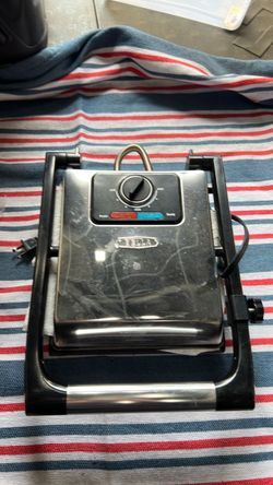 Bella Electric Indoor Grill / Panini Press