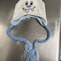 Disney Parks White Knitted Yeti Beanie with Blue Fleece Lining - One Size - VGUC