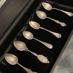 ANTIQUE COLLECTIBLES STERLING SILVER SPOONS 