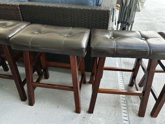4 leather top stools