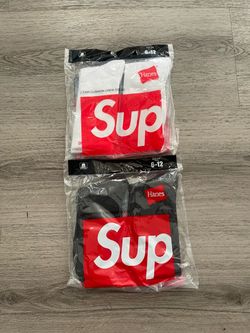 Supreme socks