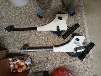 2 Cannon Uni-Troll 6, Downrigger, Good condition, 50.00 apiece.