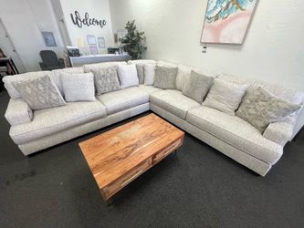Ashley Rawcliffe sectional