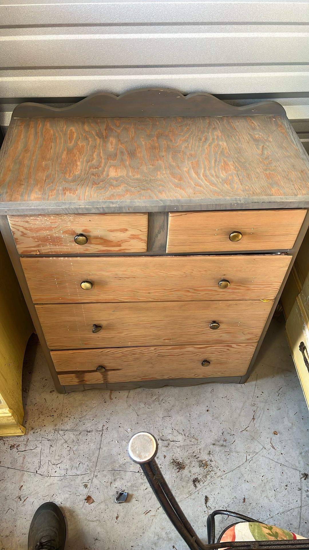 Dresser