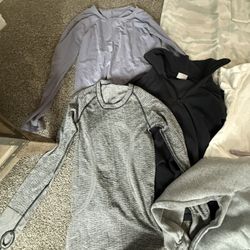 PENDING/ FREE XS Women’s Clothing