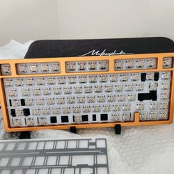 MKC75 custom mechanical keyboard by Mykeyclub orange