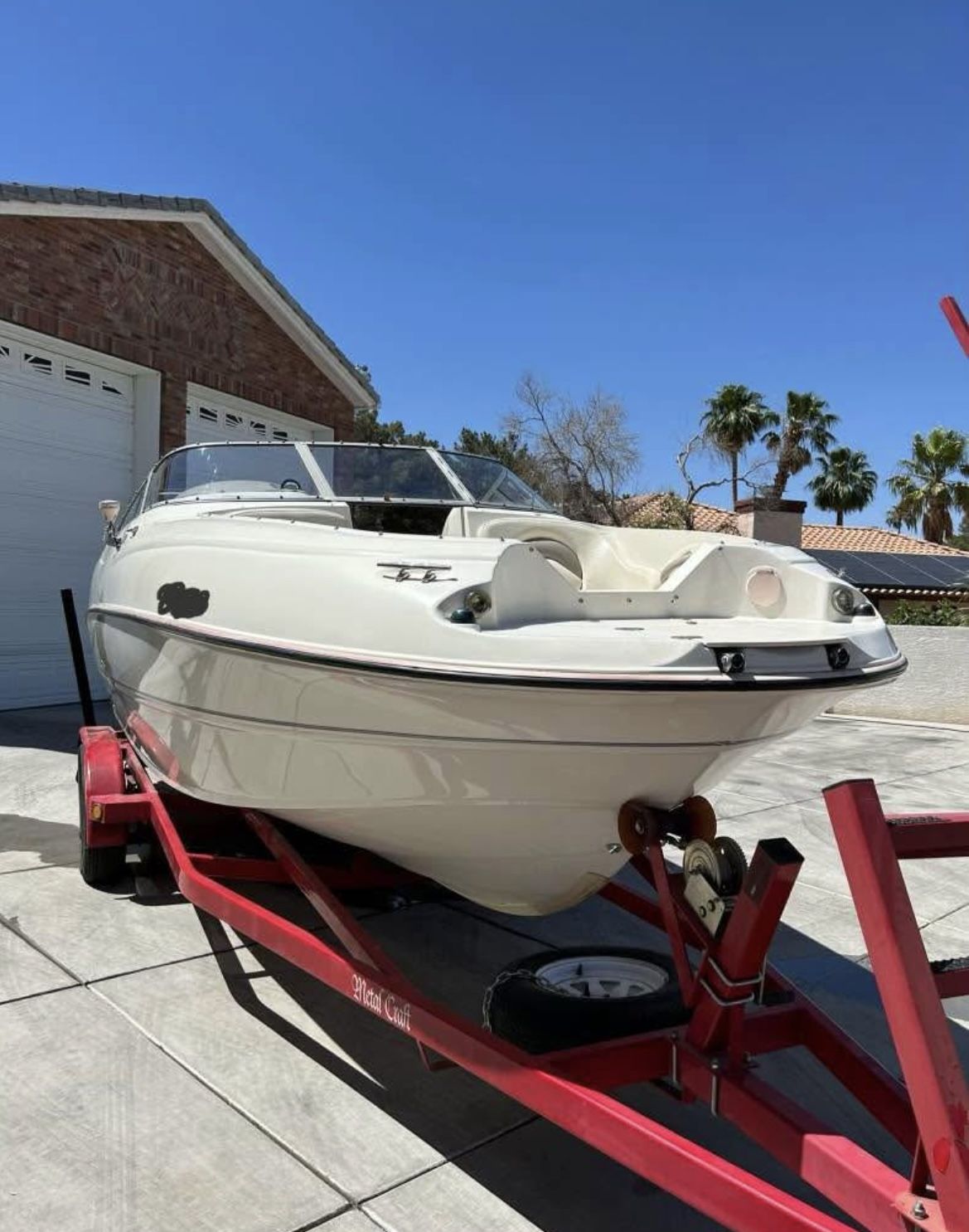 2006 Stingray 220DR Ski Boat Speed Boat