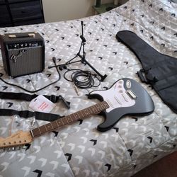 Squier Stratocaster Starter Pack