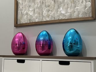 Plastic eggs 10” Fillable - Metallic Color 