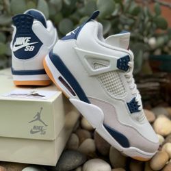 Jordan Retro 4 SB Navy Sizes 9-13