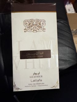 Lattafa Ana Abiyedh Leather Eau de Parfum