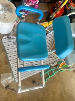 Shower chair and bedside commode