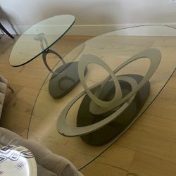 2 Coffee Tables 