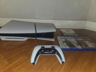 PS5 Slim 825g disc version 450$ OBO