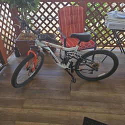 Mongoose Kids Bike