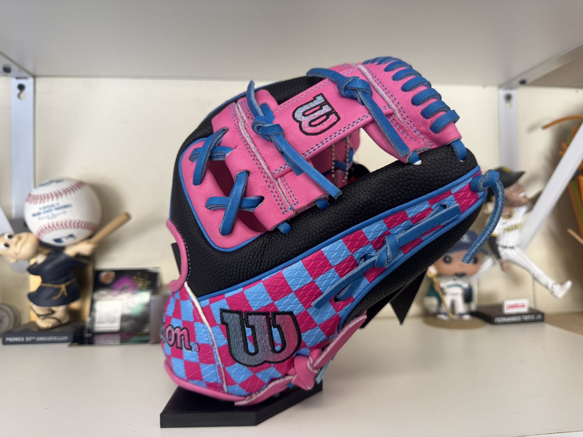 Wilson A2000 Pottstown Edition 1786 11.5” RHT