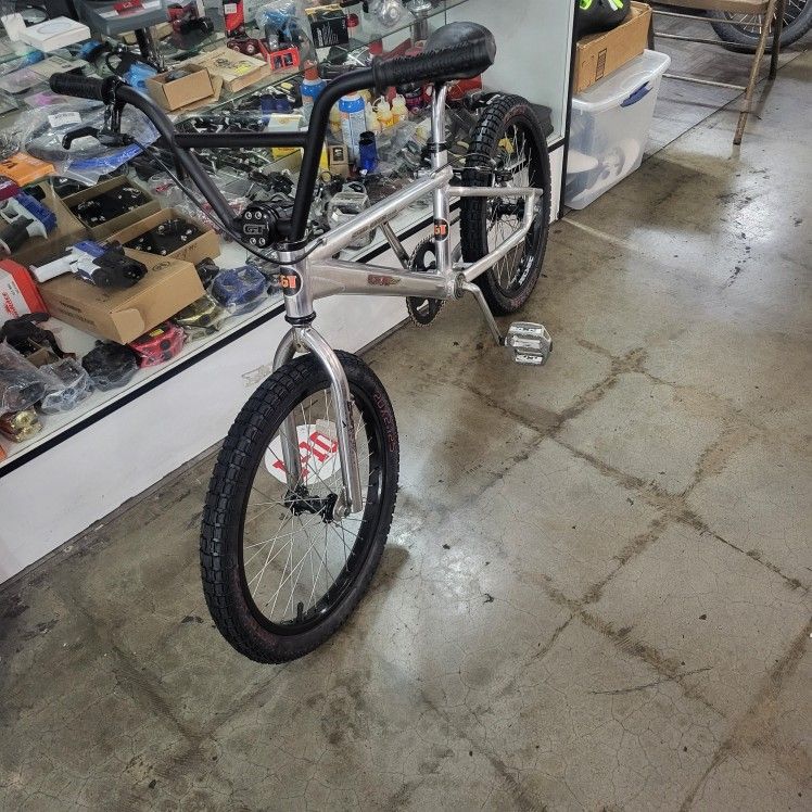 GT Pawerserie Bmx 20,,Aluminum Bike Original Good Condition Everything Works Fine