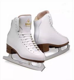 Jackson Classique Figure Ice Skates with Mirage Blades
