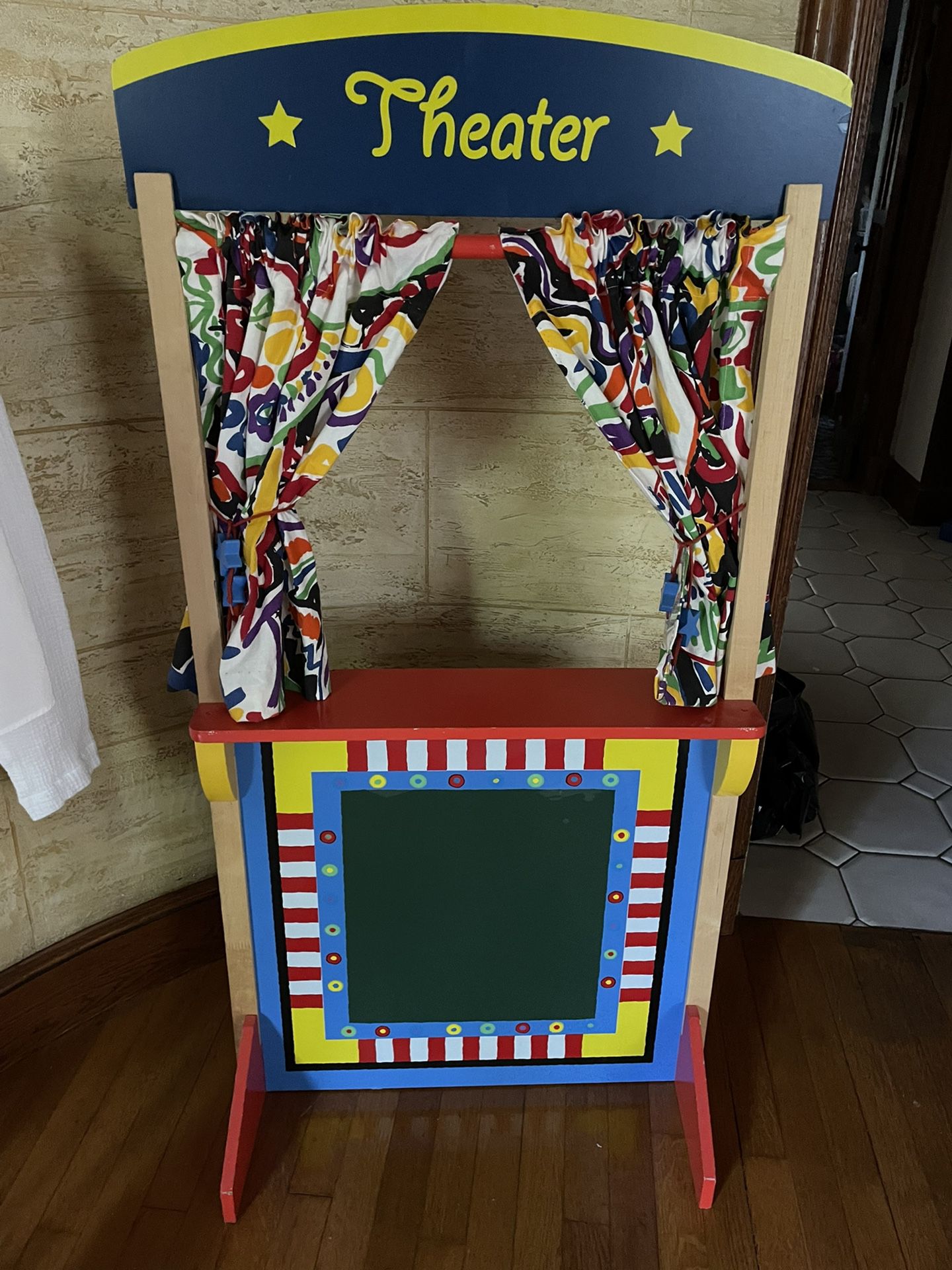 Alex Toys Floor Stand Puppet Theater ( Lemonade Stand)