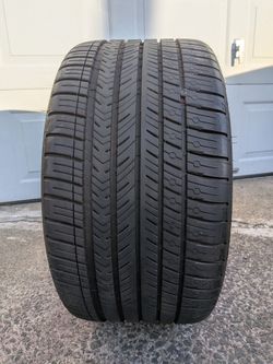 P285 35ZR 19 Michelin Pilot Sport  all season 4 tire (1) Pickup Only READ
