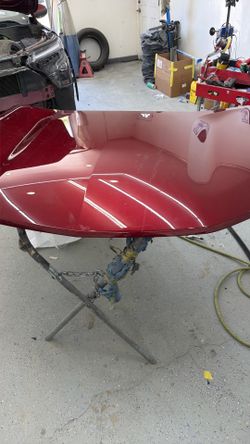 2025 Chevrolet trax hood
