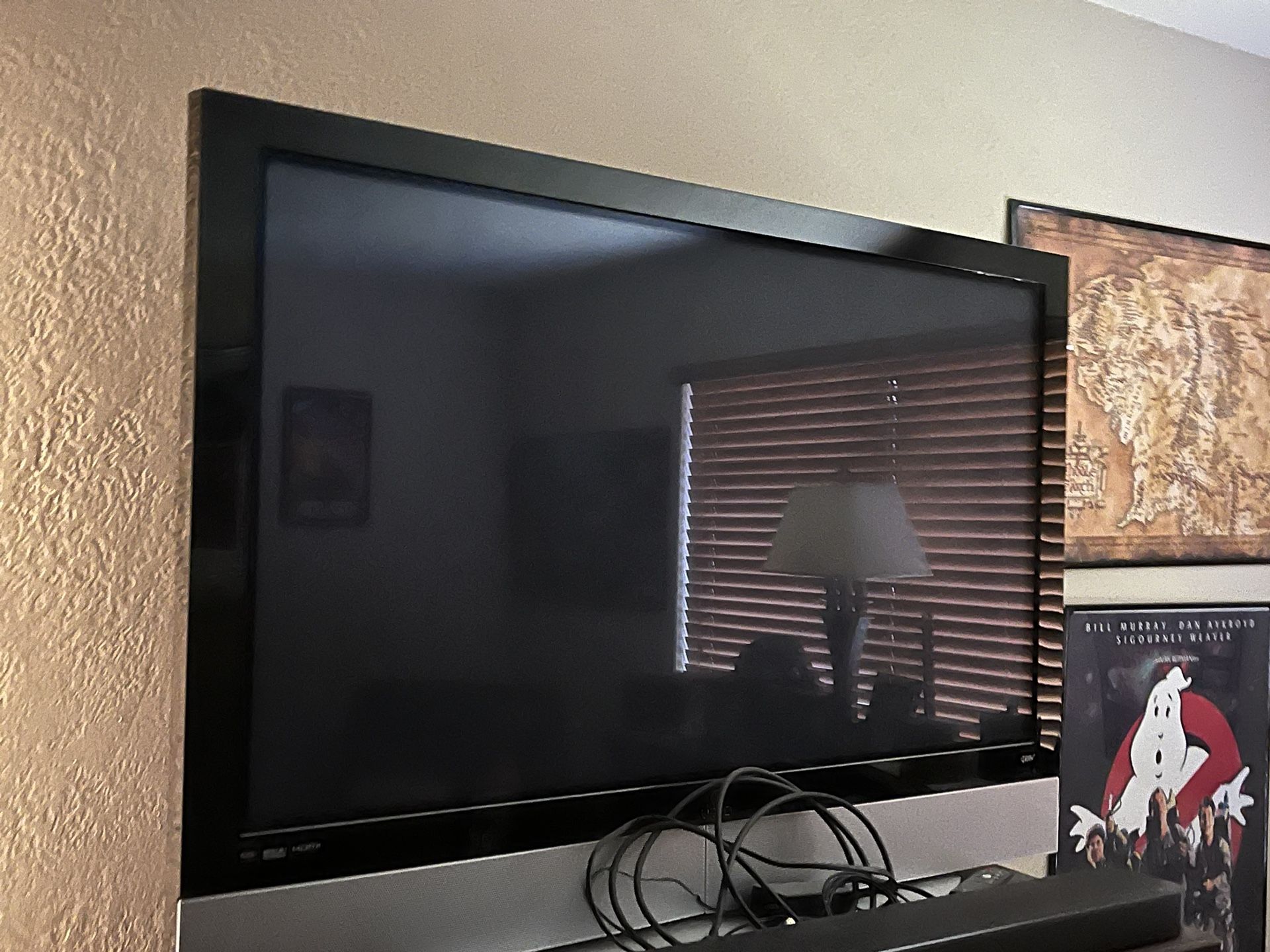 50” TV