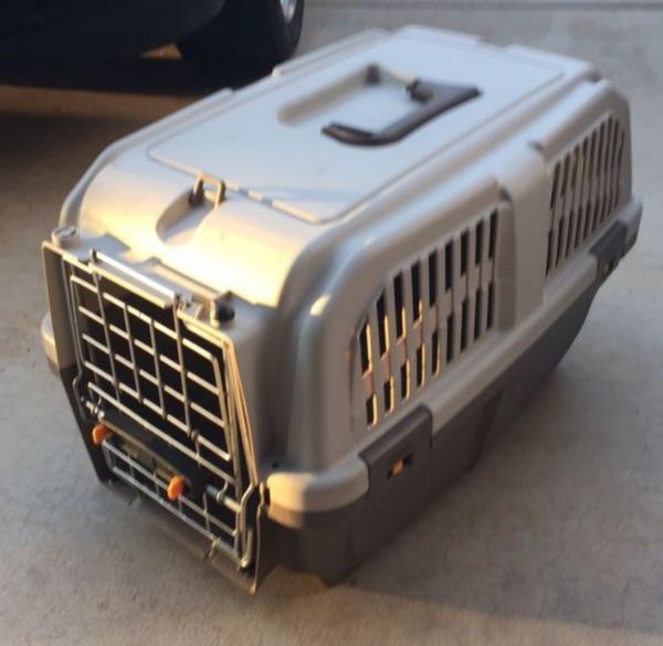 Kong Travel Carrier Dog Cat Hard Carrier Size x small 59th Avenue and ...