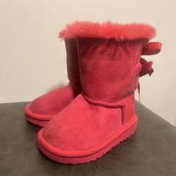 Infant UGG boot Size 6
