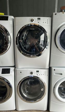 Electrolux Front Load Washer & Dryer White