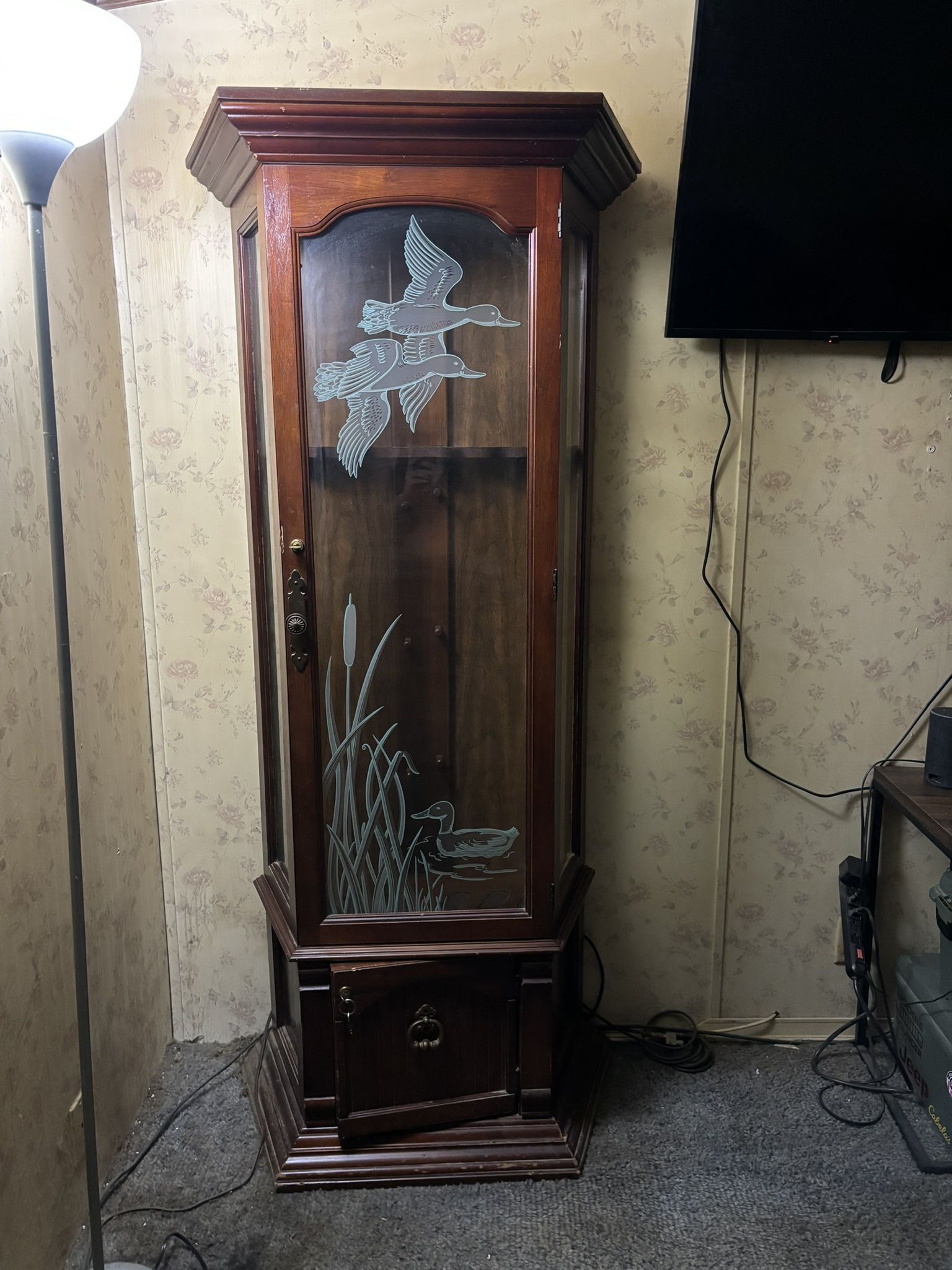 Wooden Duck Pew Pew Cabinet