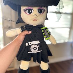 Beetlejuice 🪲🧃 plush set - Lydia, Barbara & Adam
