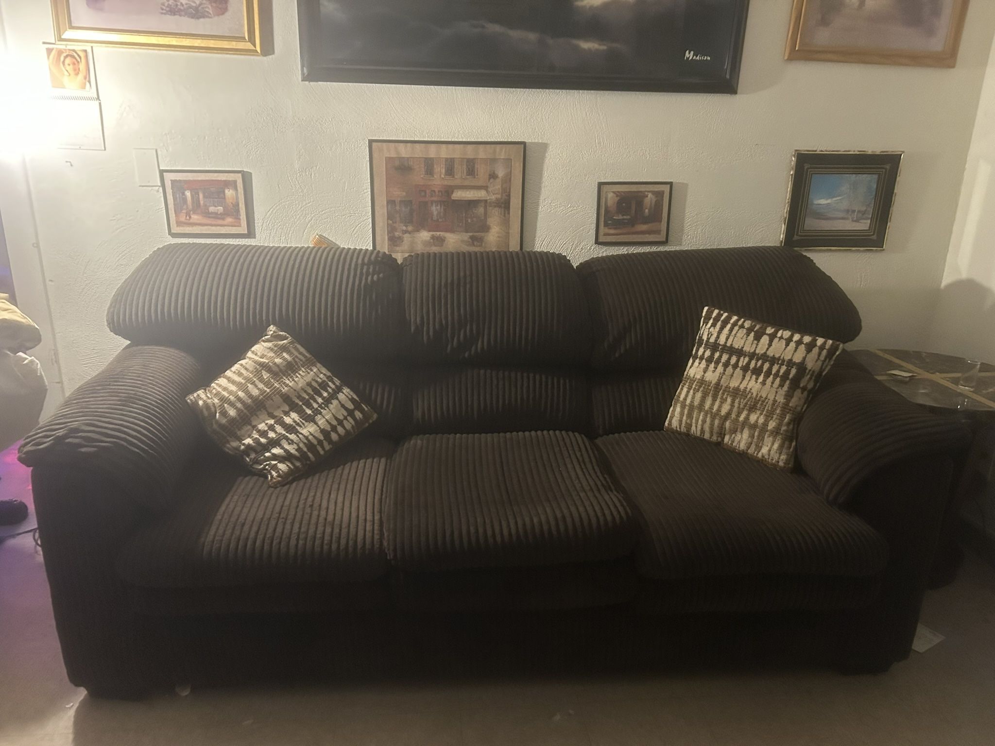 Sofa Set