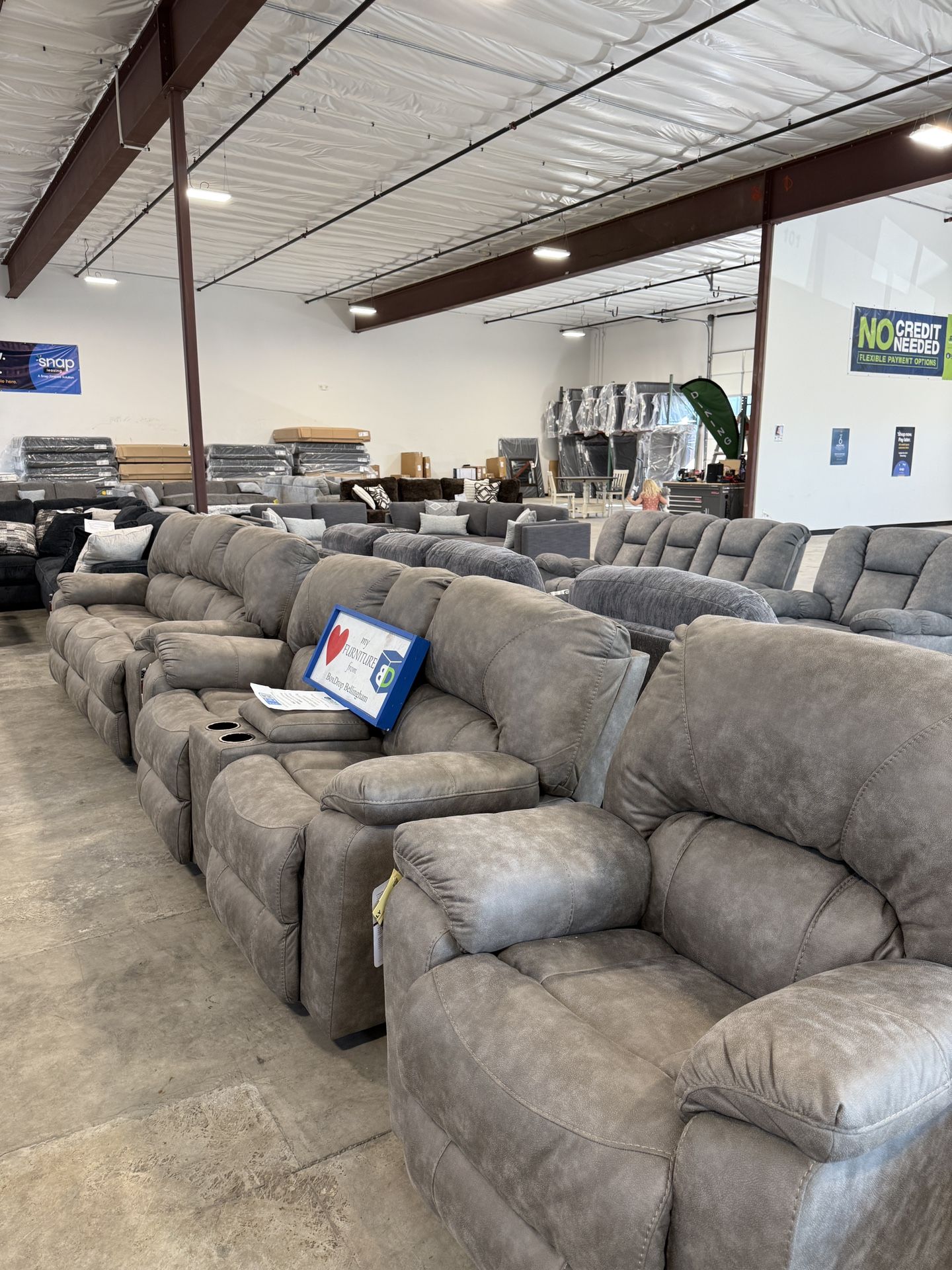 Furniture Clearance! Sofas And Sectionals 