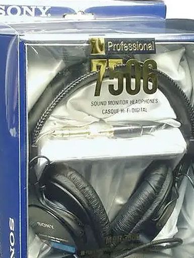 Brand new, sealed Sony MDR7506 professional headphones